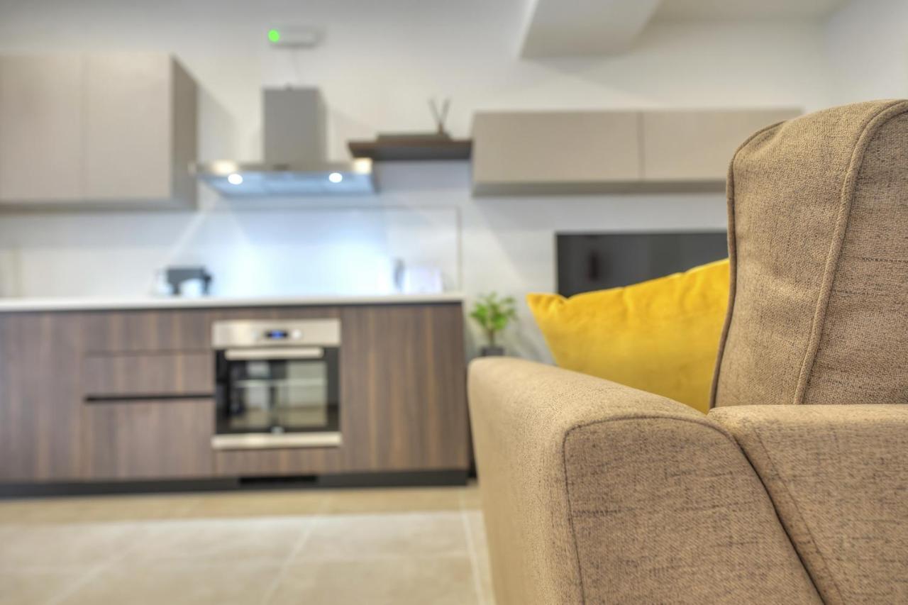 Brand New And Tastefully Furnished 2 Bedroom Apartment Ddif1-2 Gzira Extérieur photo
