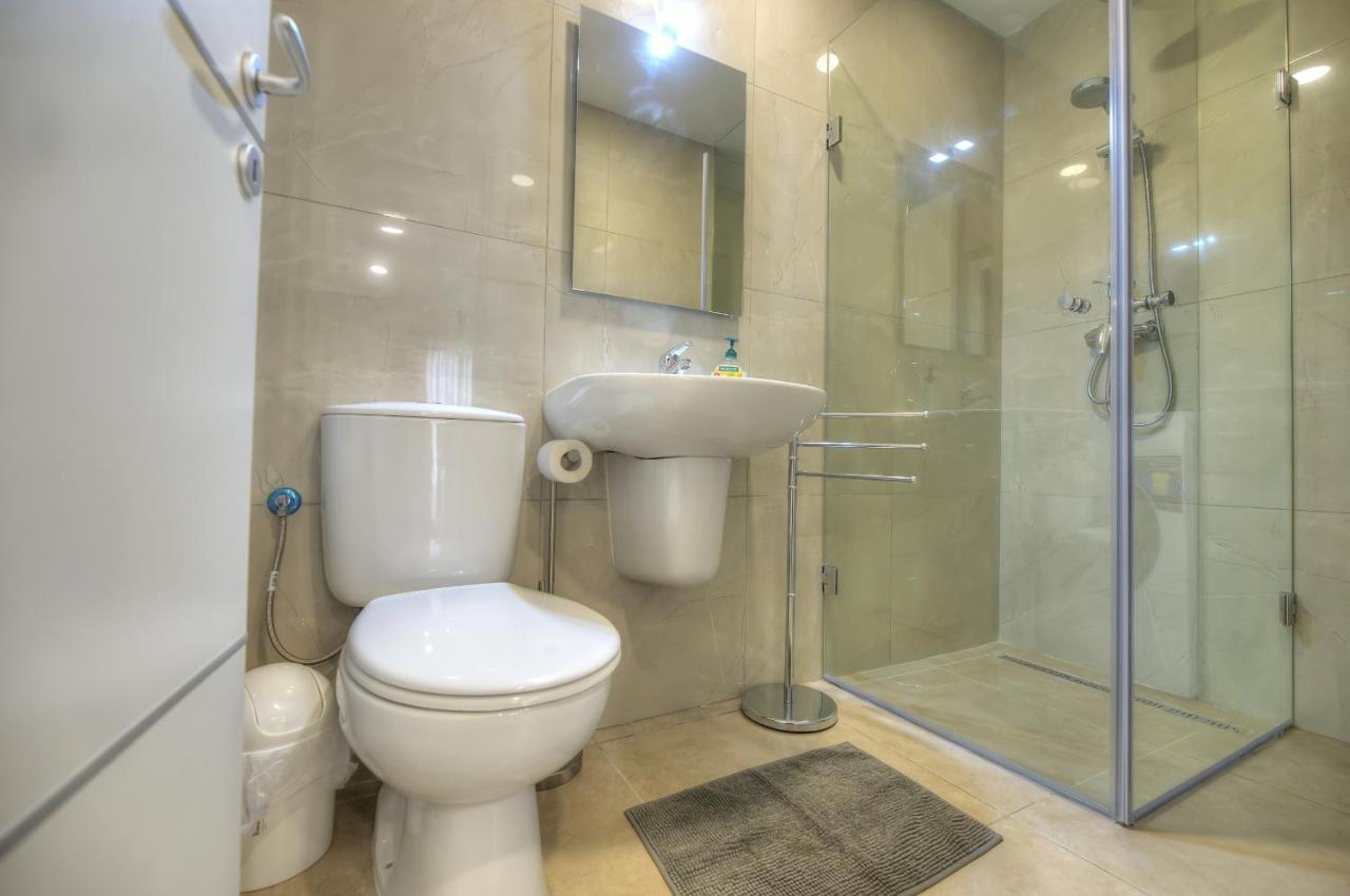 Brand New And Tastefully Furnished 2 Bedroom Apartment Ddif1-2 Gzira Extérieur photo